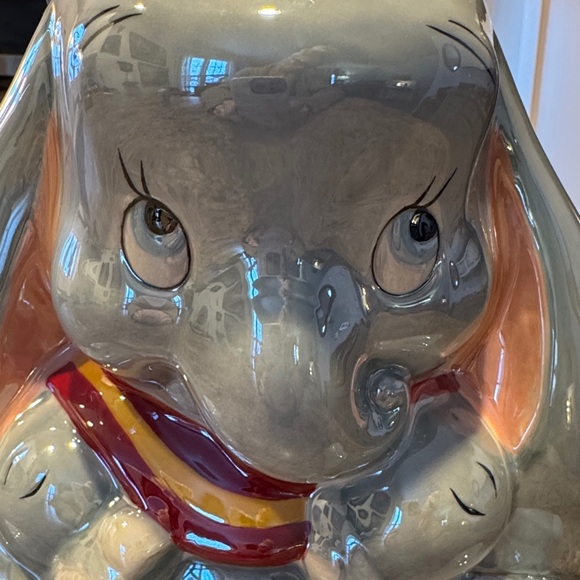 Vintage Disney Dumbo Cookie Jar- Pearlized Luster Finish never used - Picture 2 of 9